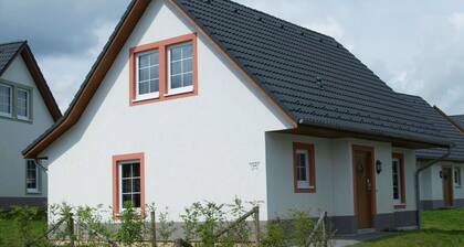 Nice Villa with Washing Machine near River Moselle