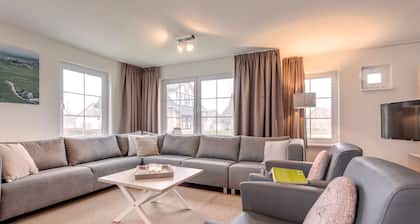 Restyled Villa with Washing Machine near River Moselle
