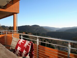 Balcony - Modern, Cozy Apartment on the Edge of Winterberg (Winterberg)