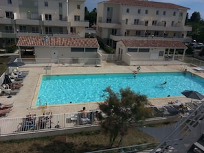 Pool - Modern Apartment Between Grau-du-roi and Port-camargue (Le Grau-Du-Roi)