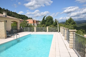 Hus | Pool | Inomhuspool och utomhuspool