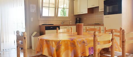 House | Private kitchen