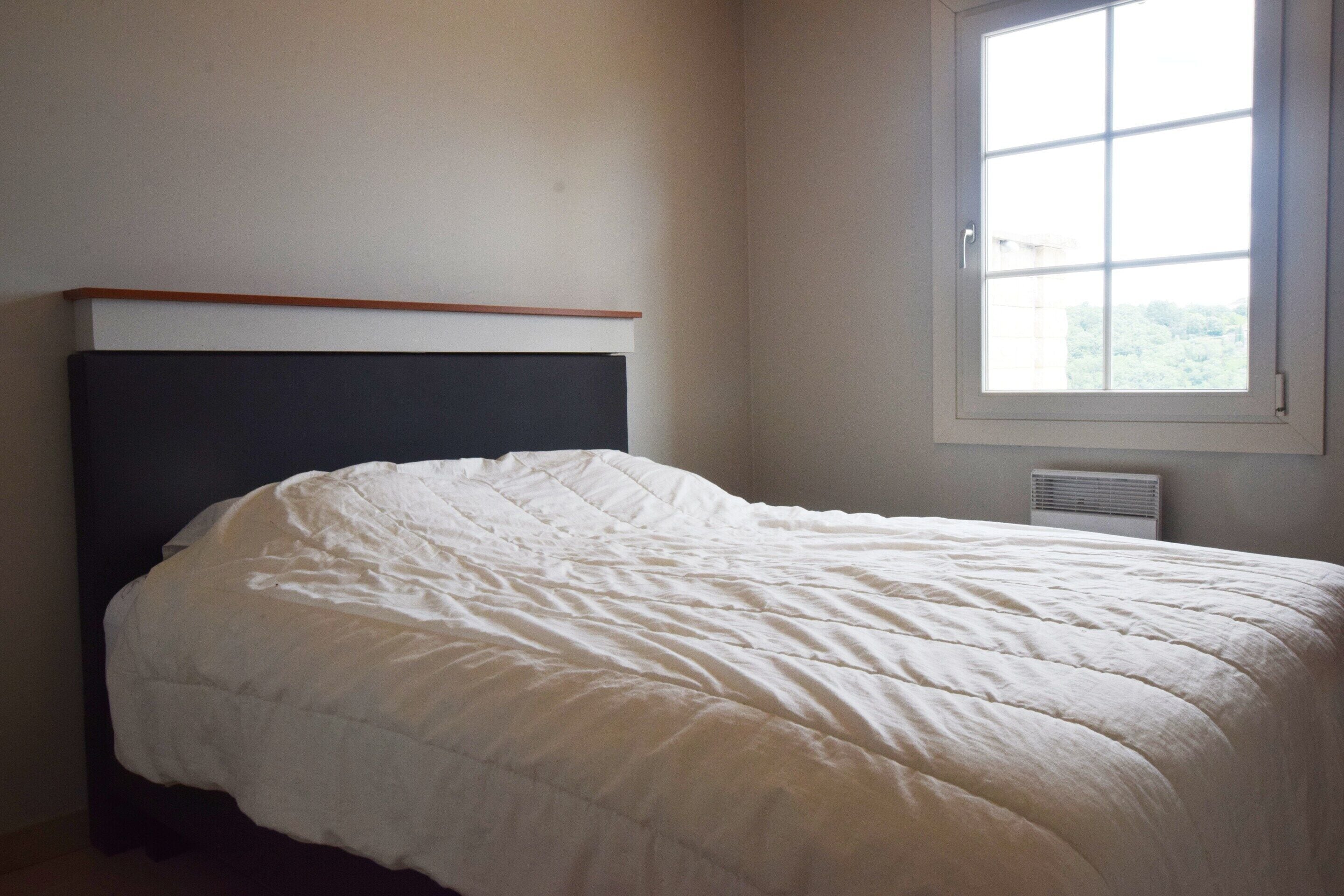 4 bedrooms, individually furnished