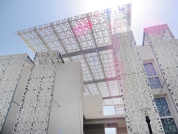 Exterior - Apartment in France With Furnished Terrace (Agde)