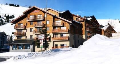 Cozy Chalet for You & Tails