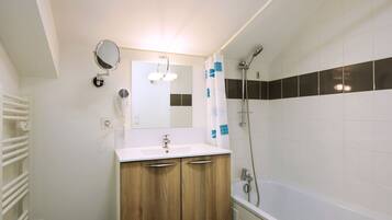 Chalet | Bathroom