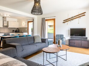 Apartment | Living room - Charming Alps Apartment (Abondance)
