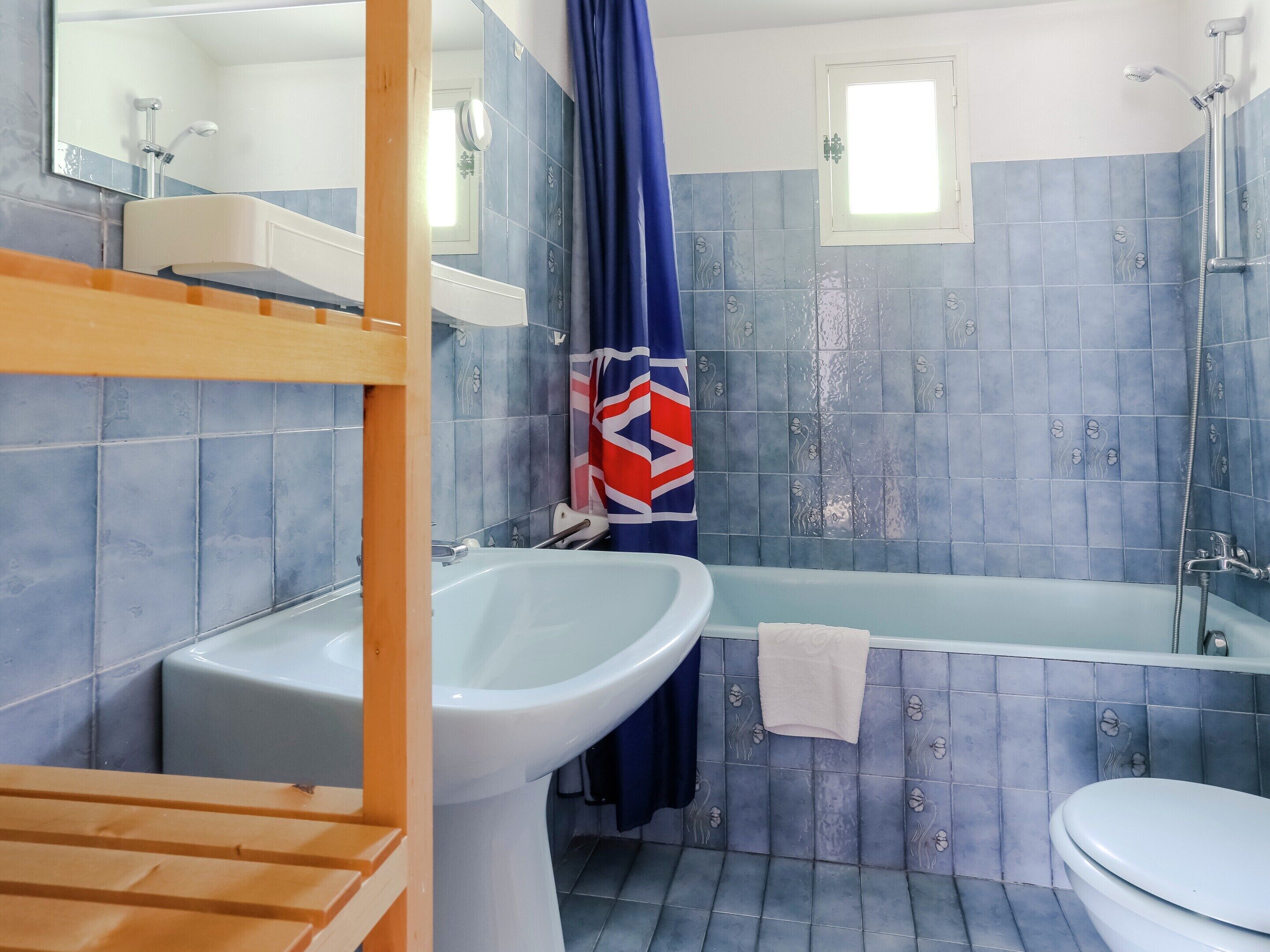 House | Bathroom
