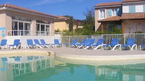 Outdoor pool - Beautiful House With AC, Located Between Inland and sea (Montauroux)