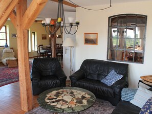 Apartment | Living area - Buschenhagen Rustic Getaway (Niepars)