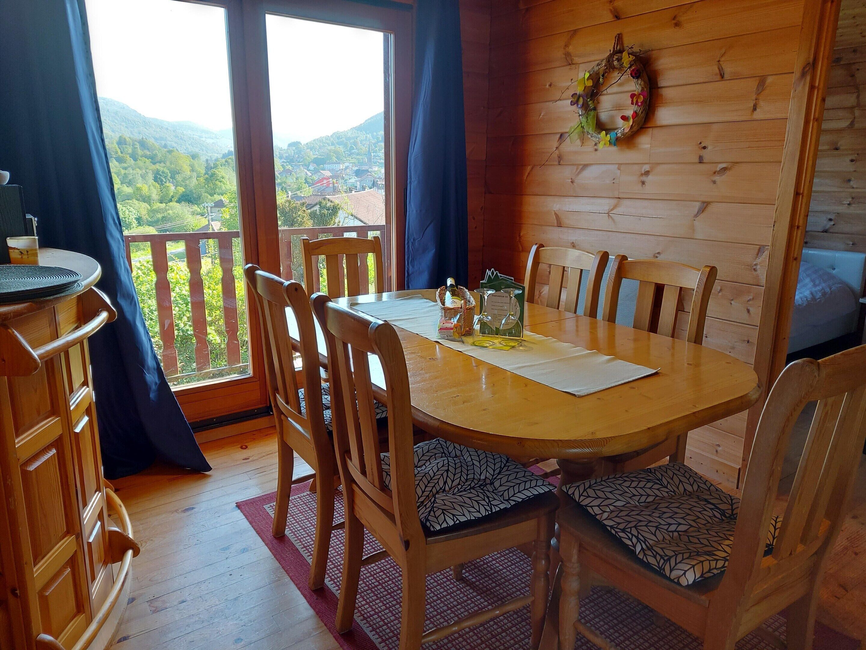 Chalet | Dining