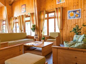 Reception - Chalet Apartment by Lake Geneva, Evian (Evian-les-Bains)