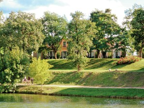 Exterior - Traditional, Stylish Villa in a Culturally Rich Region (Monflanquin)