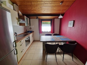 House | Private kitchen - Holiday Home in Germany With Idyllic Nature (Ronshausen)