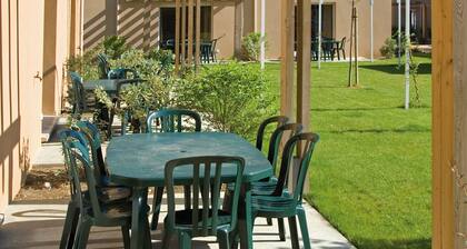 Holiday Home in Bergerac Near Chateau Bridoire