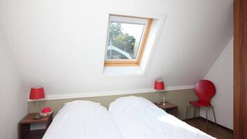 منزل | 2 عدّة غرف نوم وطراز فريد لكل وحدة وملاءات أسرّة