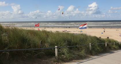 Nice Holiday Home with Dishwasher near Dunes