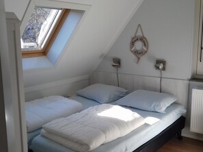 Hus | 3 sovrum, unika möbler och sängkläder