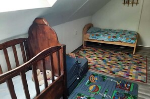 Hus | 3 soverom, individuelt innredet og sengetøy