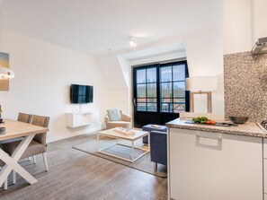 Apartment | Dining - Modern Coastal Escape (Koudekerke)