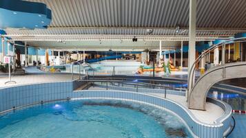 Chalet | Pool | Outdoor pool