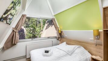 Bungalow | 3 bedrooms, individually furnished