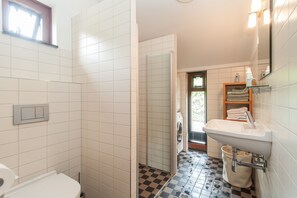 House | Bathroom - Modern Holiday Home Between Schoorl and Bergen (Schoorl)