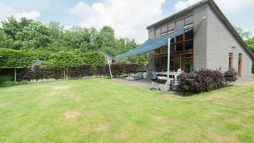 House | Taman