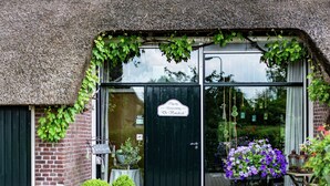 Reception - This Apartment Farm is Located in Havelte (Havelte)