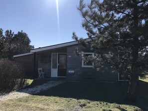 House | Garden - Holiday Home With Private Garden by the sea (Ballum)