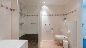 House | Bathroom | Bathtub - "De Grenswachter", an old Farmhouse (Aalten)