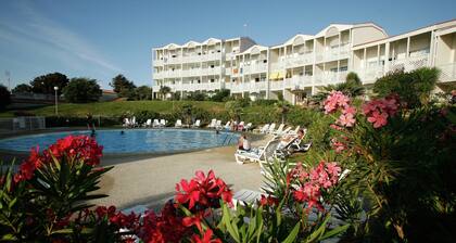 Coastal Getaway With Pool