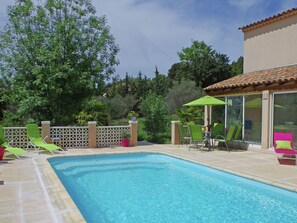 Exterior - Spacious Villa in Aups With Swimming Pool (Moissac-Bellevue)