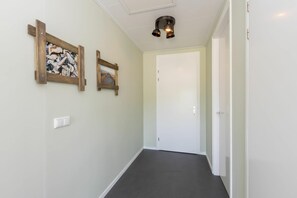 House | Interior - Holiday Home in Vrouwenpolder Near Beach (Vrouwenpolder)