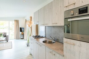 Bungalow | Yksityinen keittiö