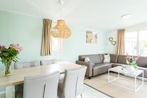 Bungalow | Salle de séjour