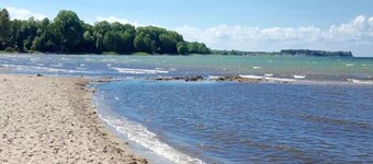 Idyllisches Ferienhaus mit Uberdachter Terrasse