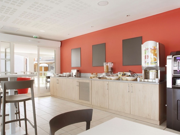 Dining - Maisonette in Aigues-mortes Near Camargue (Aigues-Mortes)