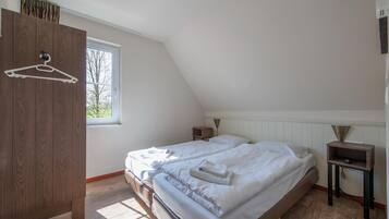 3 bedrooms, individually furnished