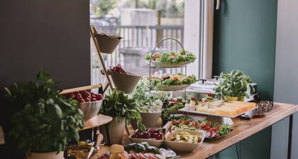 TOP Garden Aparthotel