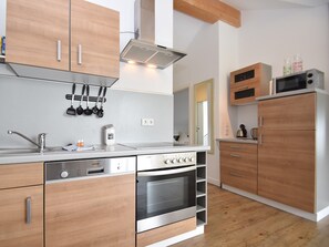 Apartment | Eigene Küche | Herdplatte