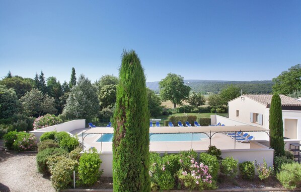 Exterior - Comfortable Apartment With air Conditioning in the Luberon (Bonnieux)