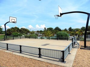 Unclassified image, 5 of 22, button - Villa in France With Private Heated Pool (Les Sables-d'Olonne)