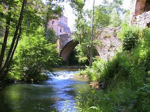 Exterior - Villa in Provence With Beautiful View, Walking Distance From Sillans-la-cascade (Sillans-la Cascade)
