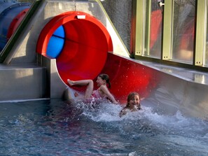 Pool - Bungalow im Feriendorf Uslar mit Gartenterrasse (Uslar)