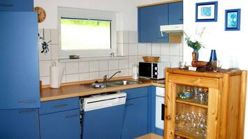 House | Private kitchen | Highchair
