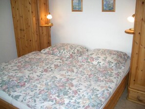 Nhà | 3 phòng ngủ, trang bị nội thất với thiết kế riêng biệt 