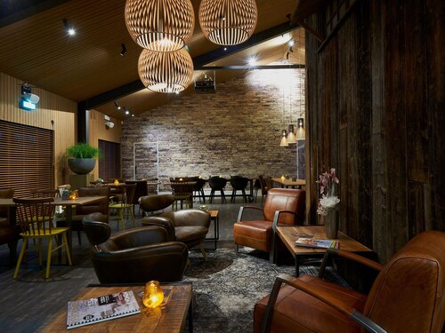 Detached Single Story Holiday Home Near the Sea