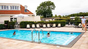 Chalet | Zwembad | Een buitenzwembad