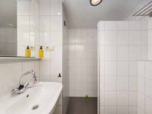 Apartment | Badezimmer